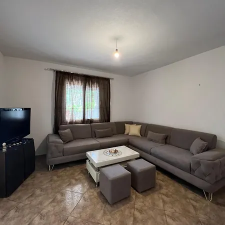 Cangollari Seaside House *